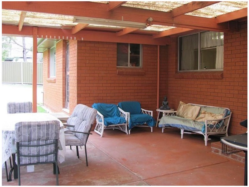 6 Orchard Place, Ingleburn NSW 2565