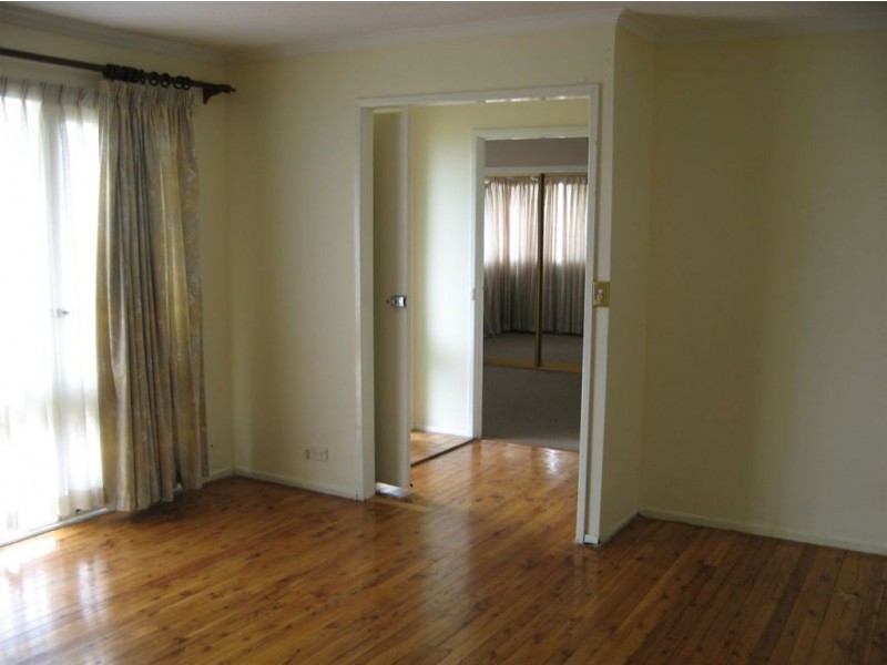 23 Stranraer Drive, St Andrews NSW 2566