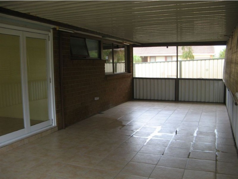 23 Stranraer Drive, St Andrews NSW 2566
