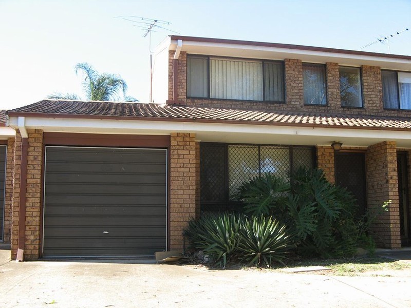 6/201-207 Harrow Road, Glenfield NSW 2167