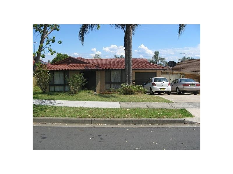 44 Lagonda Drive, Ingleburn NSW 2565