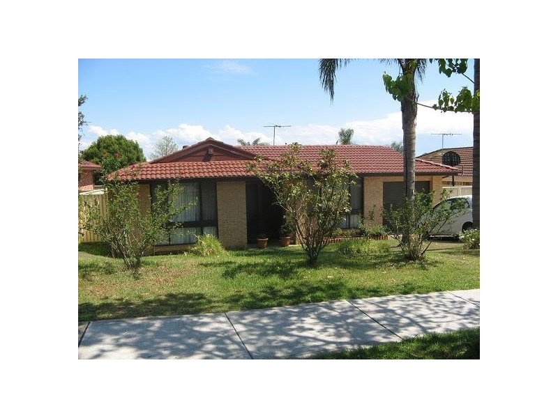 44 Lagonda Drive, Ingleburn NSW 2565