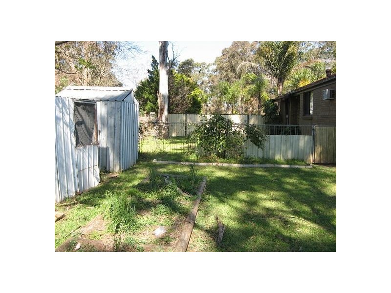 86 Evelyn Street, Macquarie Fields NSW 2564