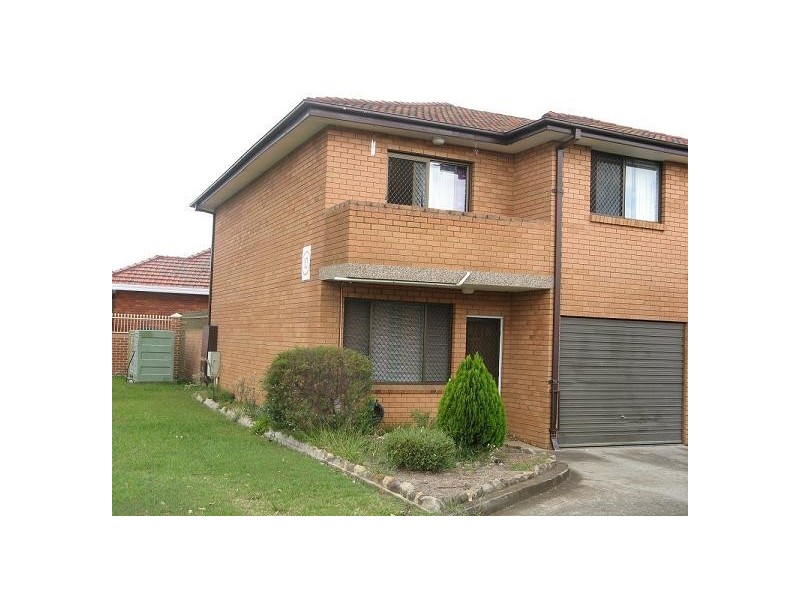 1/116-120 Hoxton Park Road, Liverpool NSW 2170