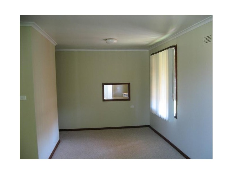 1 Kookaburra Street, Ingleburn NSW 2565