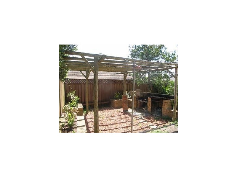 38 Harrow Road, Glenfield NSW 2167