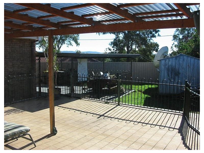13 Keighran Place, Minto NSW 2566