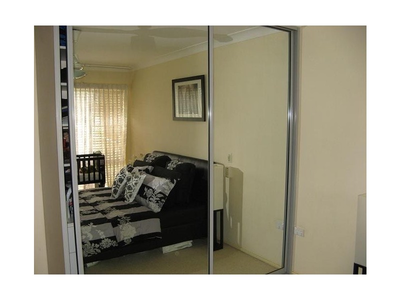 4/150 Oxford Road, Ingleburn NSW 2565