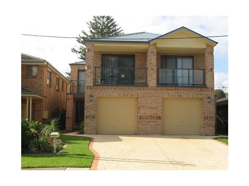16A Brenda Street, Ingleburn NSW 2565