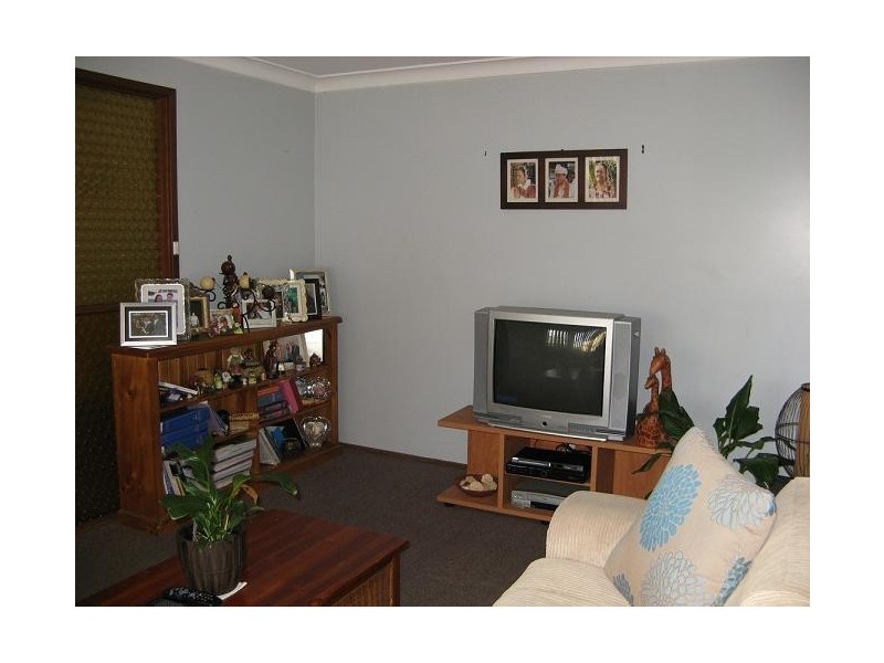 12 Whistler Ave, Ingleburn NSW 2565