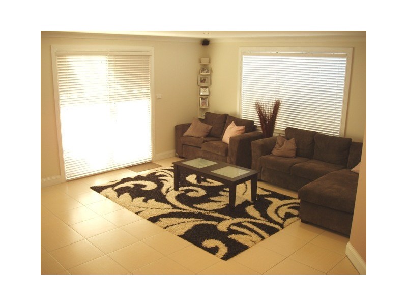 73 Woodley Crescent, Glendenning NSW 2761