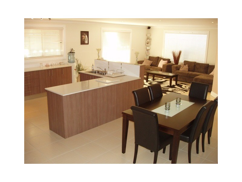 73 Woodley Crescent, Glendenning NSW 2761