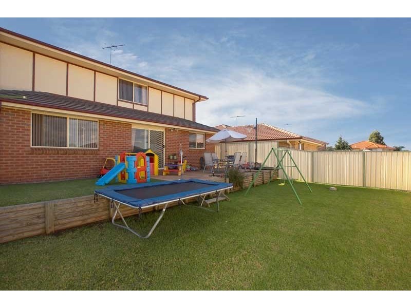 10 Coco Drive, Glenmore Park NSW 2745