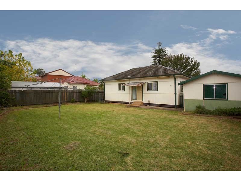16 Shirley Street, Blacktown NSW 2148