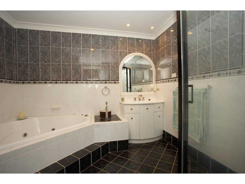 21 Highpoint Drive, Blacktown NSW 2148