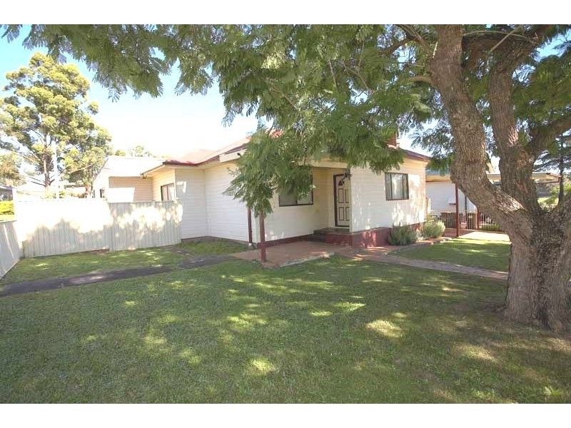12 Fourth Avenue, Seven Hills NSW 2147