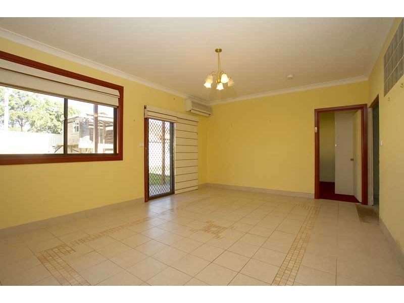 12 Fourth Avenue, Seven Hills NSW 2147