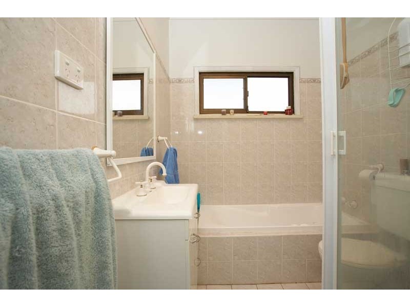 64 Sarsfield Street, Blacktown NSW 2148