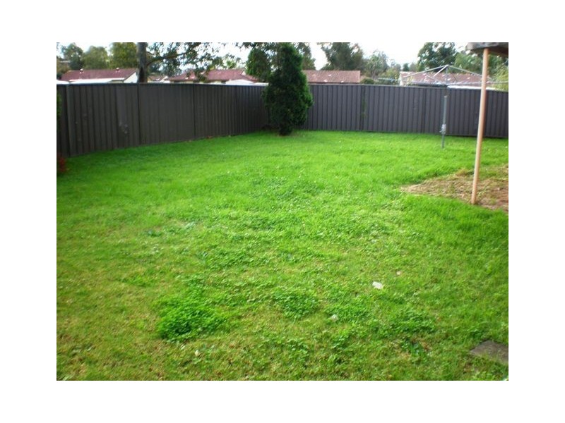 17 Camphorlaurel Court, Doonside NSW 2767