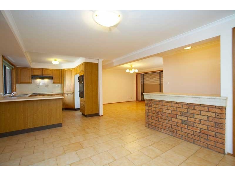 4 Gorse Street, Prospect NSW 2148