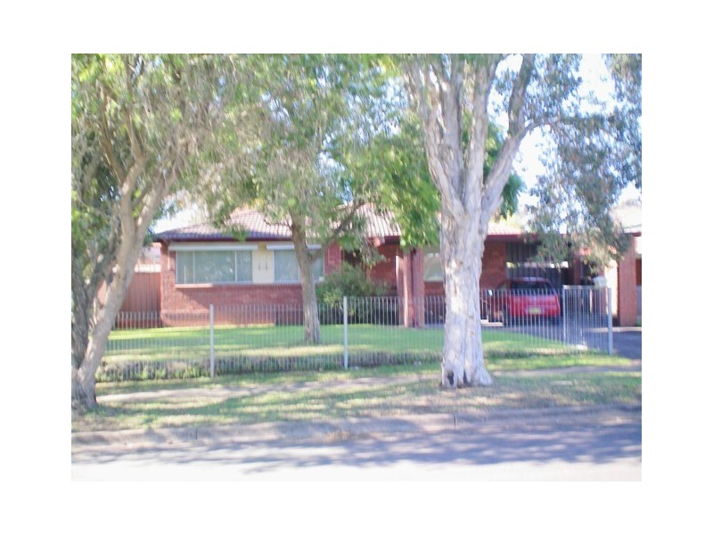 12 Wilkie Crescent, Doonside NSW 2767