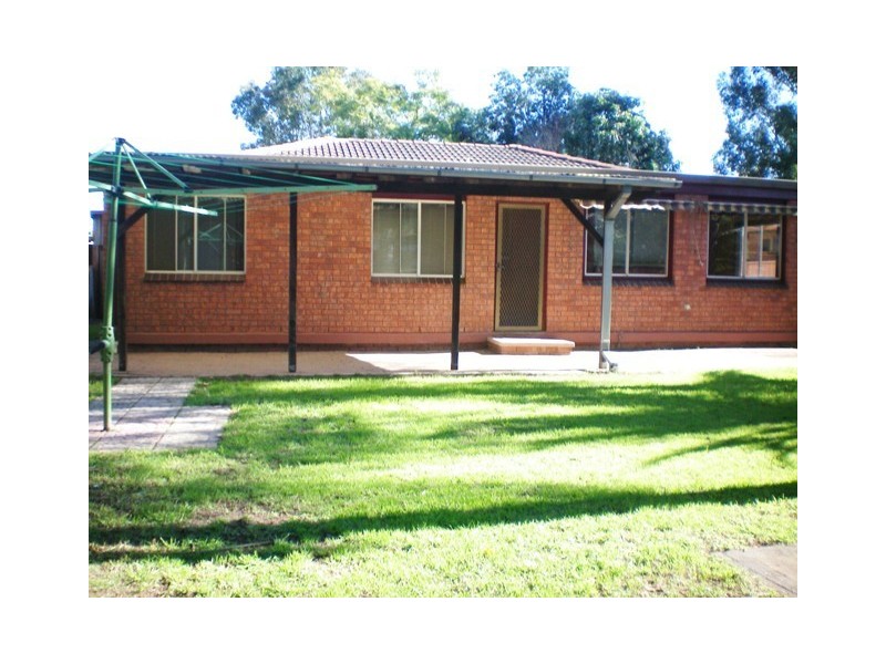 12 Wilkie Crescent, Doonside NSW 2767