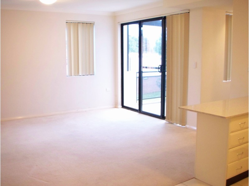 9/20 Santley Crescent, Kingswood NSW 2747