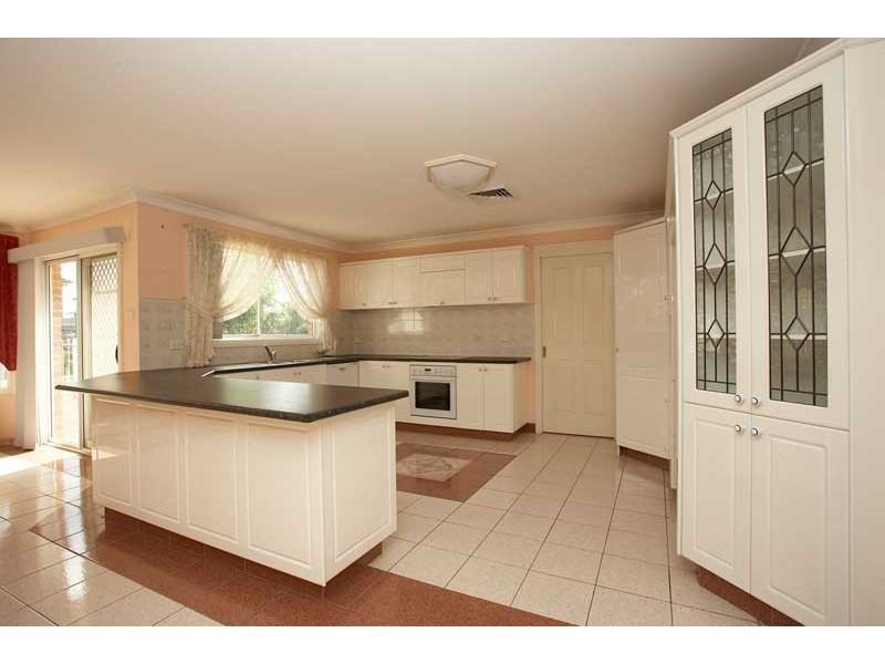 19 Lakewood Drive, Woodcroft NSW 2767