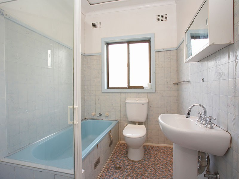 2 Ellalong Place, Doonside NSW 2767