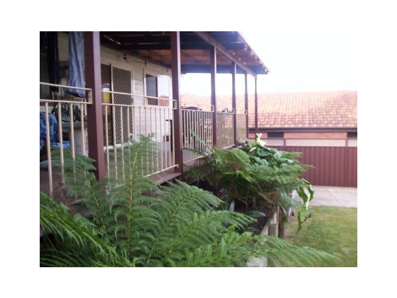 8 Shannon St, Lalor Park NSW 2147