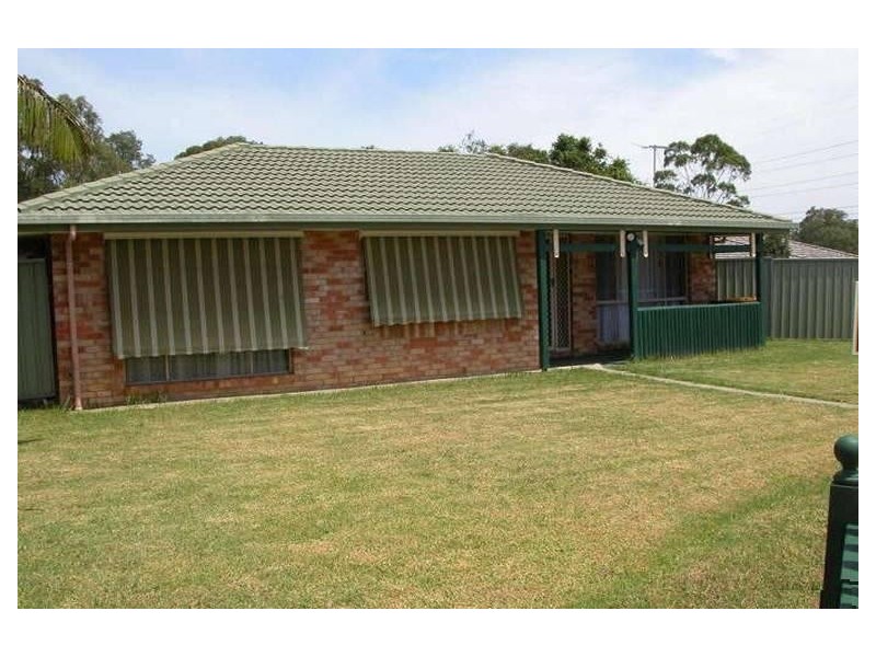 13 Camphorlaurel Court, Doonside NSW 2767