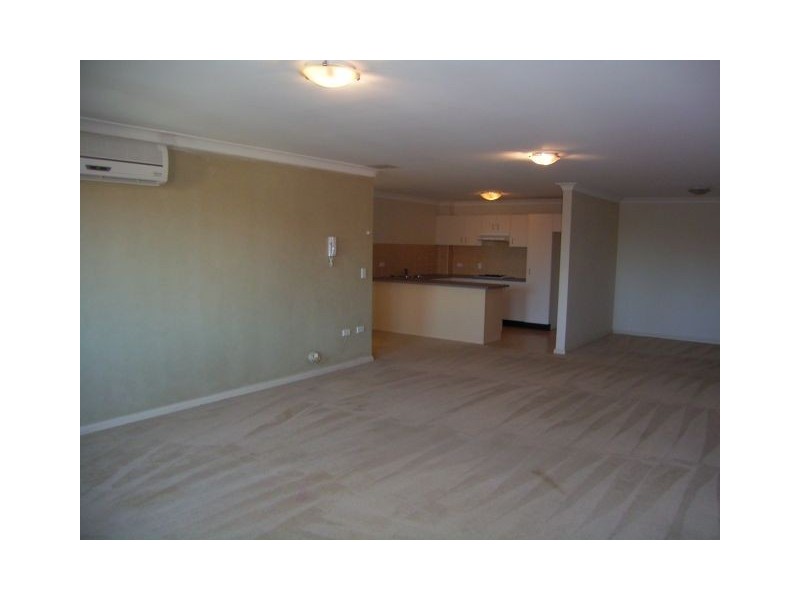 11/5-9 Fourth Av, Blacktown NSW 2148