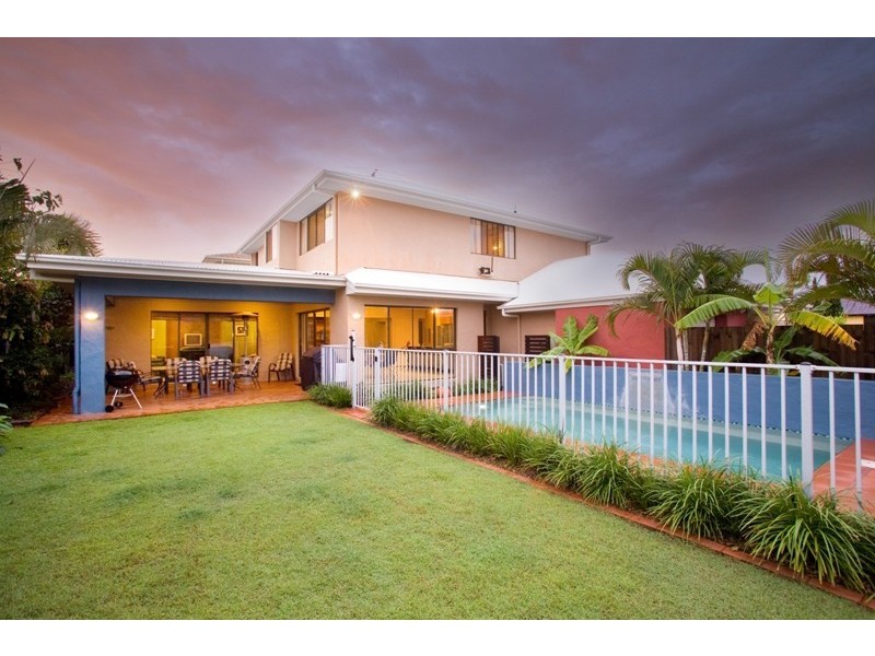 23 Sumner Place, Carindale QLD 4152