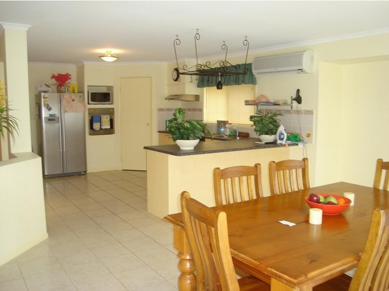 3 Myrtle Crescent, Brookwater QLD 4300