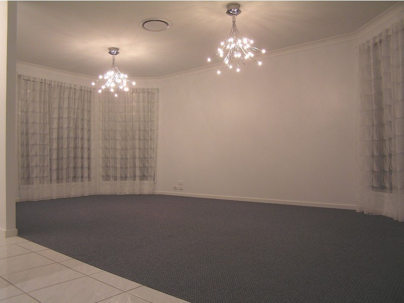 69 Campbell Street, Wakerley QLD 4154