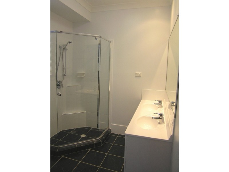 69 Campbell Street, Wakerley QLD 4154