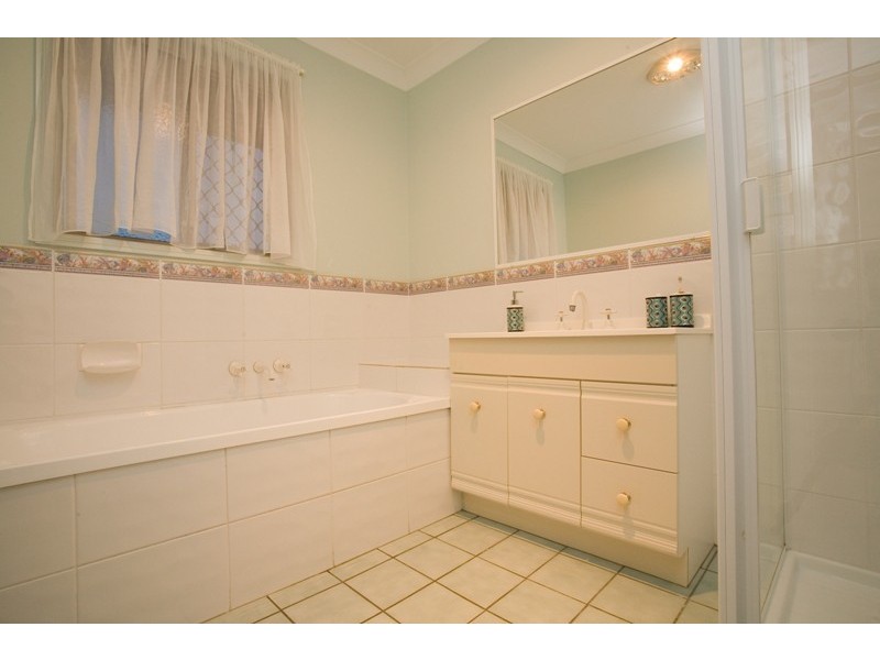 Lot 5 Registered Plan 882984 Cowell Street, Carindale QLD 4152