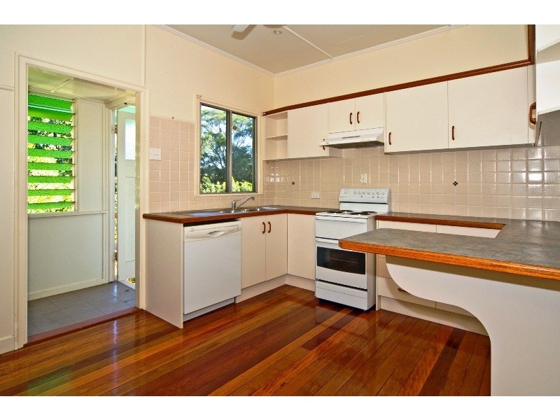 29 Renton Street, Camp Hill QLD 4152