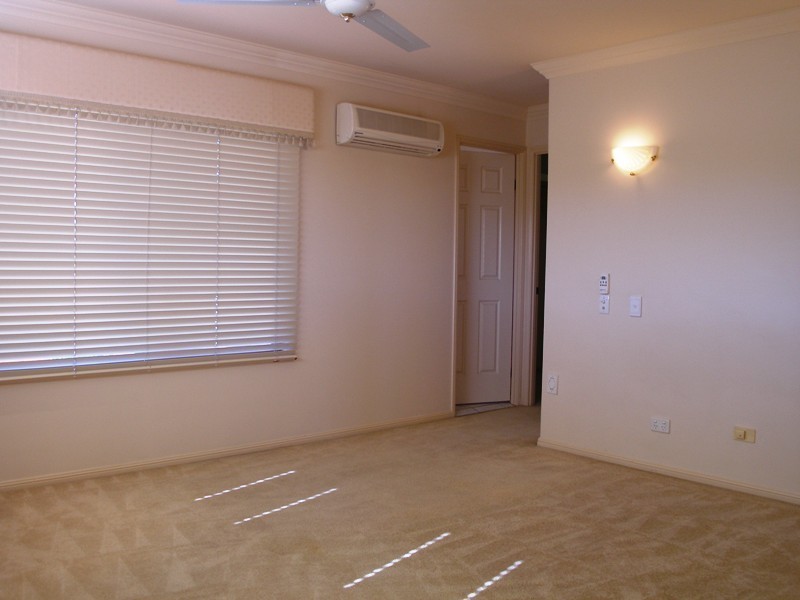 128 Delaney Circuit, Carindale QLD 4152