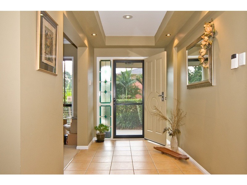 10 Coventry Circuit, Carindale QLD 4152