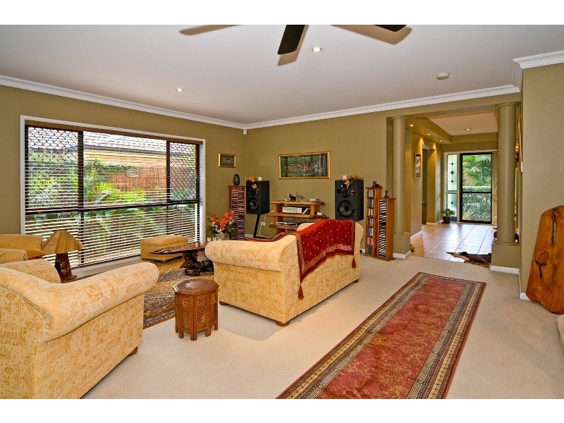 10 Coventry Circuit, Carindale QLD 4152