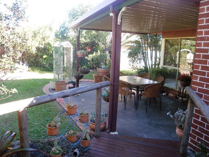 75 Golden Oak Crescent, Carindale QLD 4152