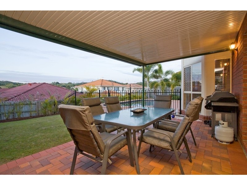 101 Cribb Road, Carindale QLD 4152