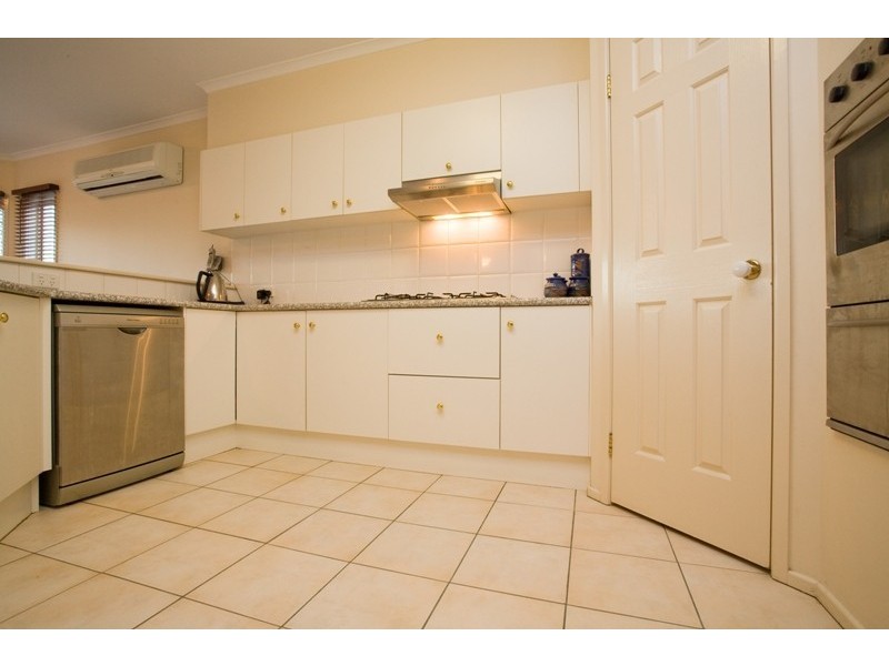 101 Cribb Road, Carindale QLD 4152