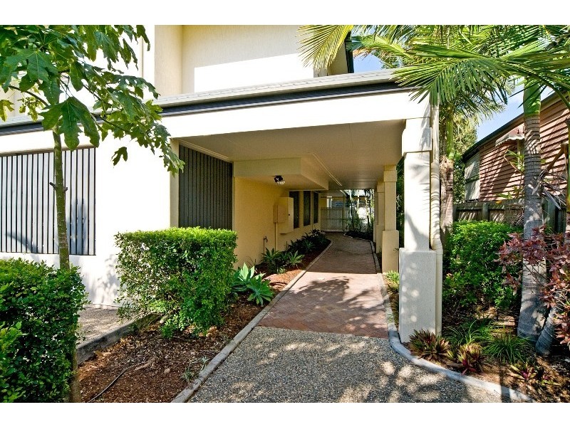 3/325 Hawthorne Road, Hawthorne QLD 4171