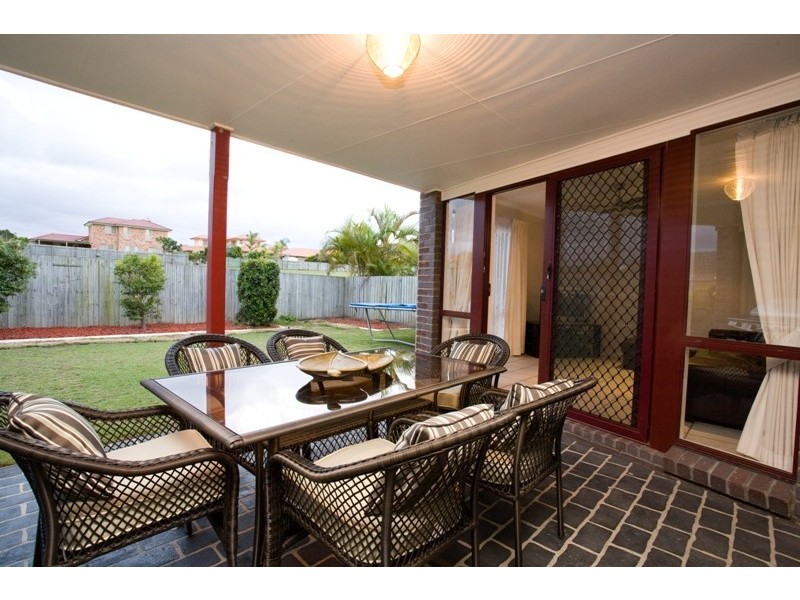 25 Aspen Street, Carindale QLD 4152