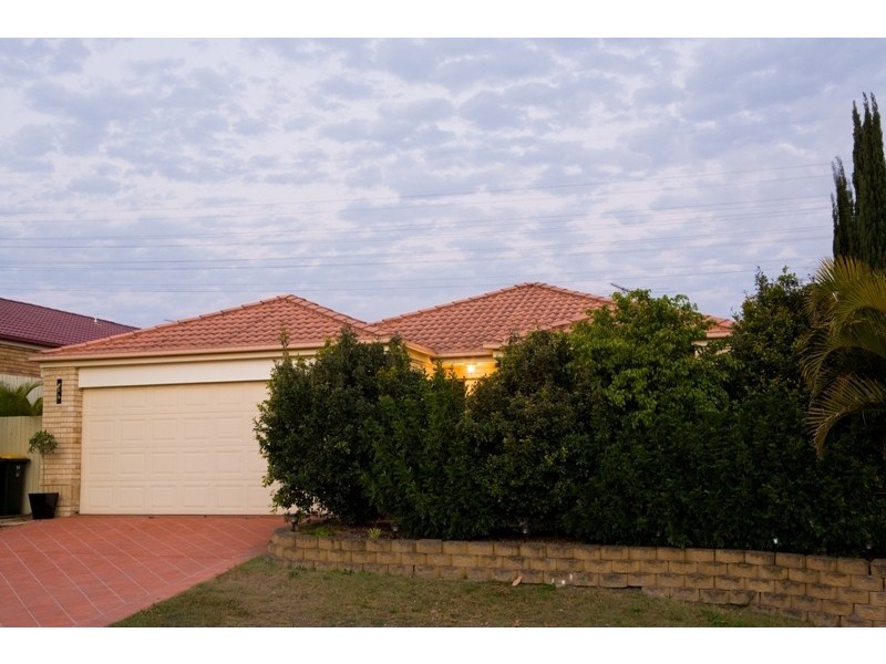 96 Coventry Circuit, Carindale QLD 4152