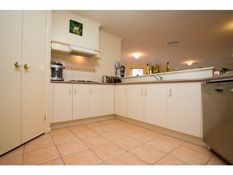 96 Coventry Circuit, Carindale QLD 4152