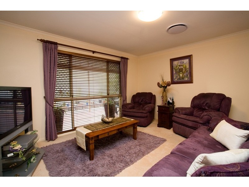 96 Coventry Circuit, Carindale QLD 4152
