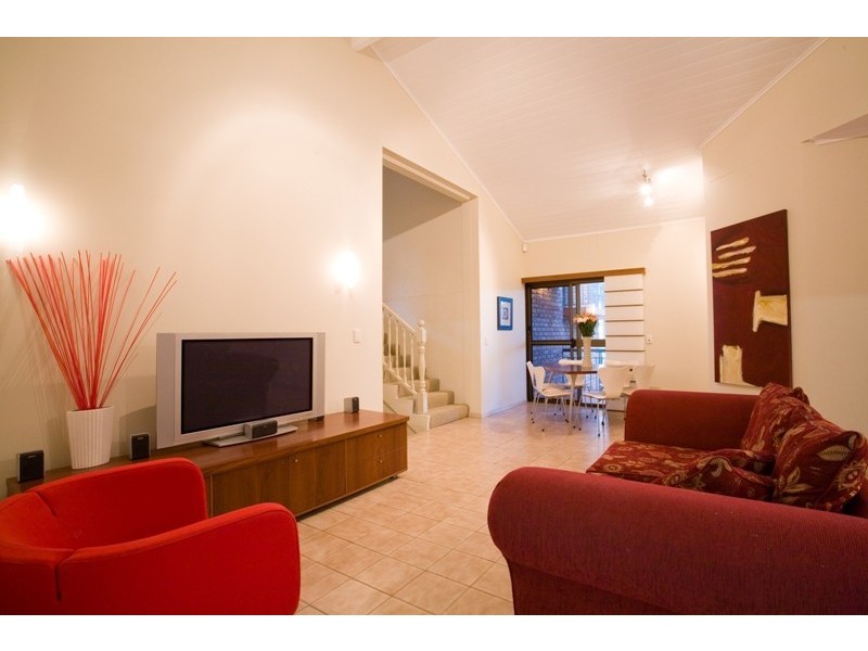 7 Raymore Court, Carindale QLD 4152